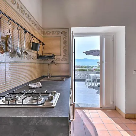 Vesuviana Apartment *
